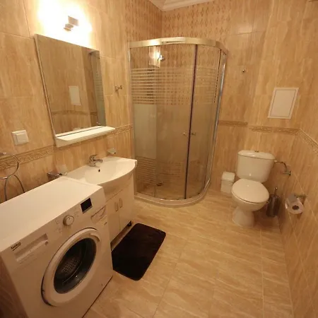 Menada Admiral Aparthotel 3*