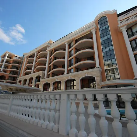 Menada Admiral Aparthotel Sveti Vlas